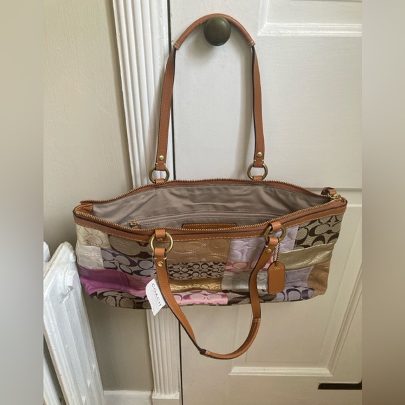 NEW LOWER PRICE VINTAGE Coach F11711 m patchwork tote pink & gold NEW WITH TAGS - Picture 2 of 15